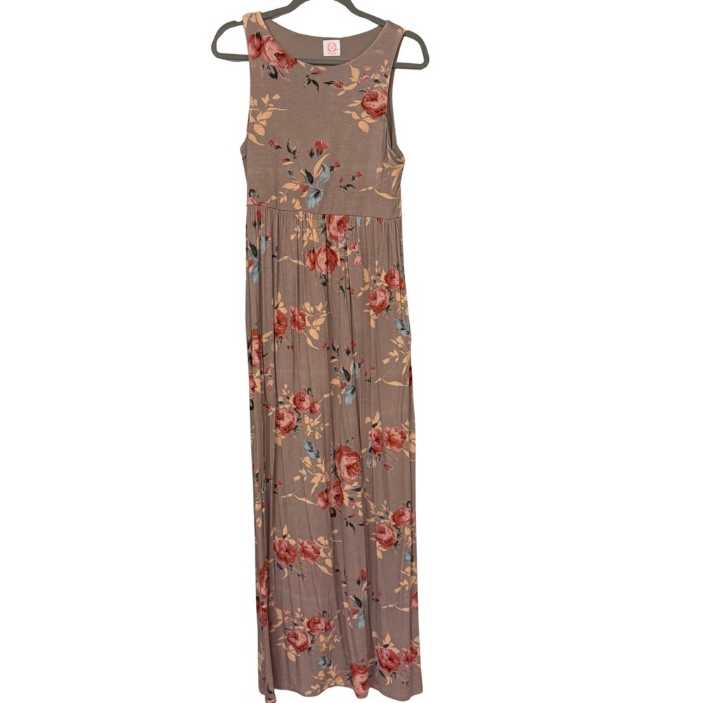 Floral Sleeveless Maxi Dress